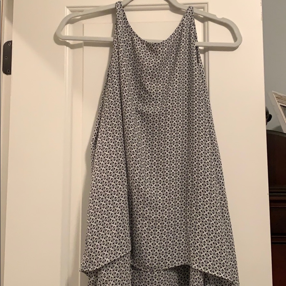 Black and white patterned top.